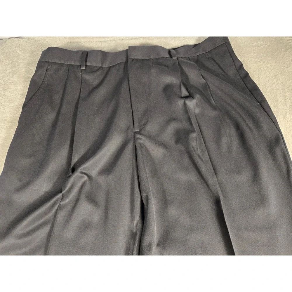 Greg Norman Mens Black Golf Pants Performance Flat Front Shark Logo 40x30